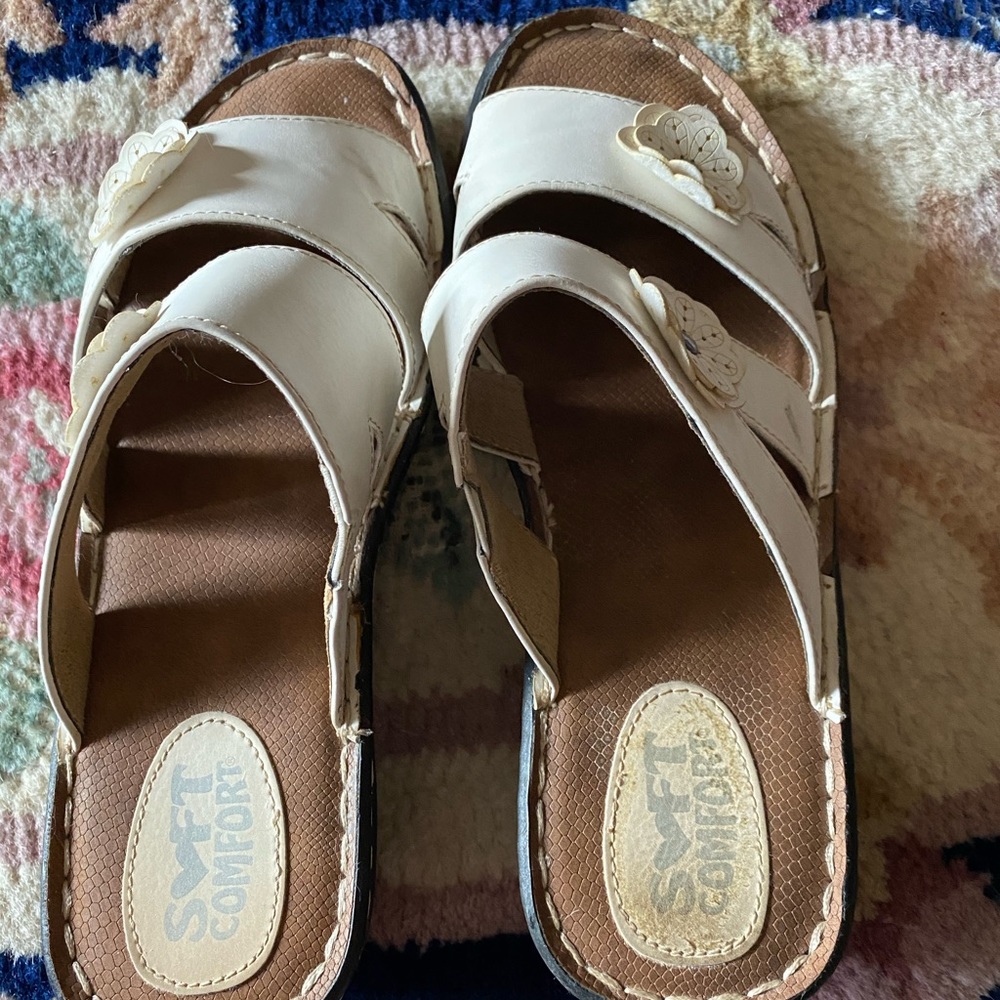 SOFT COMFORT SLIDE SANDALS